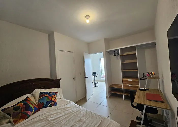 Habitación Con Baño Privado Y Terraza Propia Acomodação com café da manhã  3*